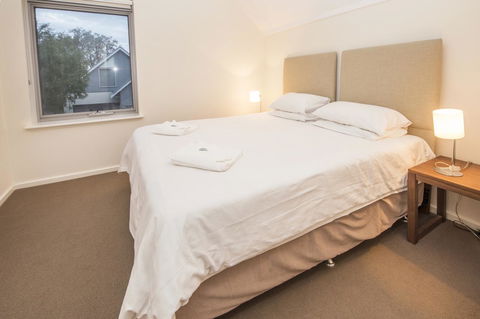 Cape View Beach Resort - Sydney 4u 5