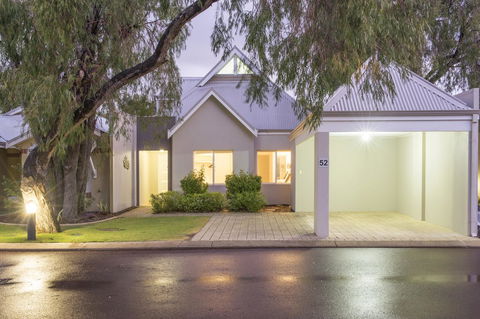 Cape View Beach Resort - Sydney 4u 24
