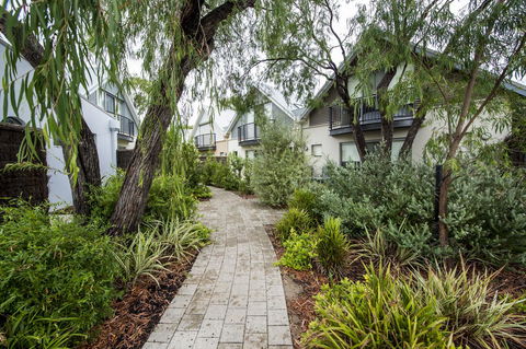 Cape View Beach Resort - Sydney 4u 44