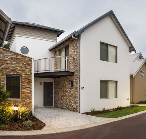 Cape View Beach Resort - Sydney 4u 31