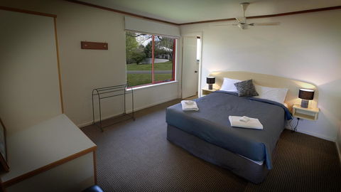 Karri Mia Chalets And Studios - Sydney 4u 20