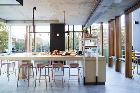 Alex Hotel - Sydney Resort 4