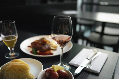 Alex Hotel - Sydney Resort 8