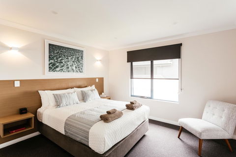 Dolphin Lodge Albany - Self Contained Apartments At Middleton Beach - Sydney 4u 2