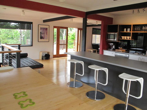 Pendeli Beach House - Sydney Resort 3