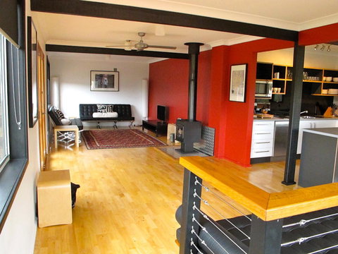 Pendeli Beach House - Sydney Resort 2