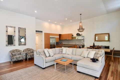 East On Byron - Accommodation Sydney 13