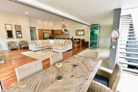 East On Byron - Accommodation Sydney 14