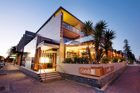 Narrabeen Sands Hotel By Nightcap Plus - Sydney 4u 4