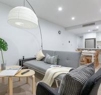 Inner City Stylish apt Walk to Green Square - Sydney 4u