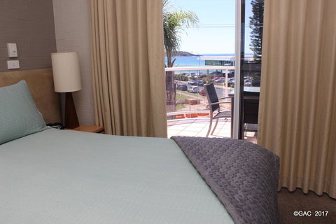 Mollymook Cove Apartments - Sydney Resort 6