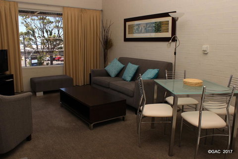 Mollymook Cove Apartments - Sydney Resort 3