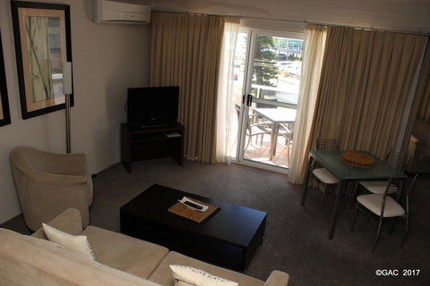 Mollymook Cove Apartments - Sydney Resort 10
