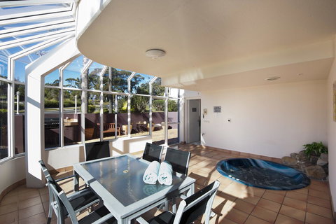 Mollymook Cove Apartments - Sydney Resort 35