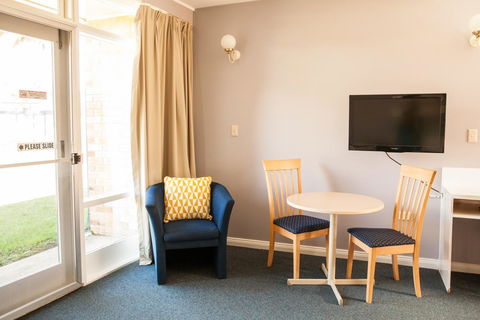 Kempsey Rose Motor Inn - Sydney 4u 22