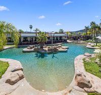 Quality Resort Siesta - Accommodation Sydney