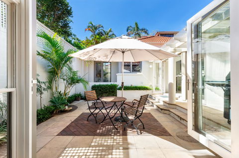 Kensington Self-Contained Modern House (89BROM) - Sydney 4u 3