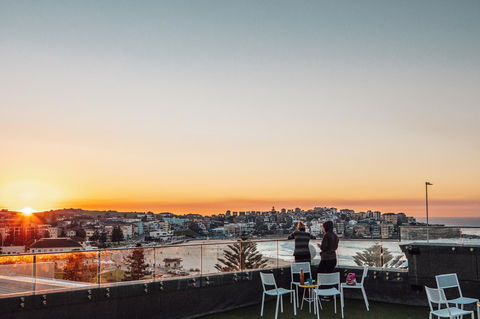 Wake Up! Bondi Beach - Sydney 4u 27