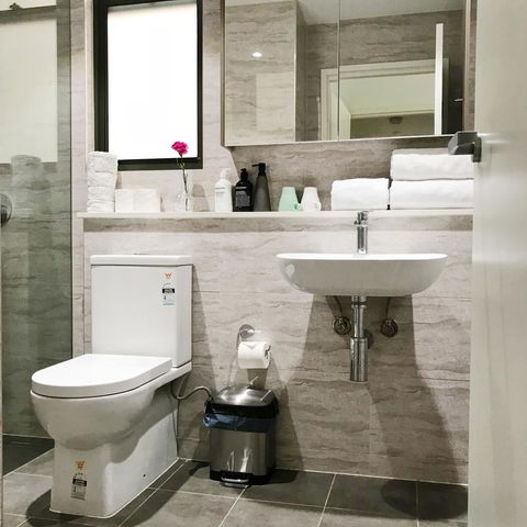 Modern & Cosy 2-Bedroom Apartment Hornsby - Sydney 4u 12