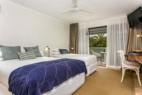 The Lord Byron - Sydney 4u 8