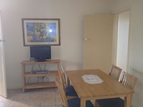 Oxley Cove Holiday Apartment - Accommodation Sydney 9