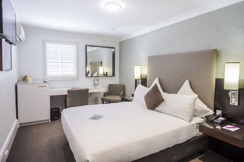 Crowne Plaza Hawkesbury Valley, An IHG Hotel - Sydney 4u 24