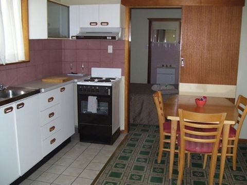 Glenwood Tourist Park & Motel - Sydney 4u 9