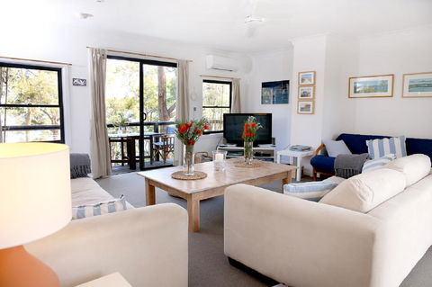 Refuge Cove On Pittwater - Sydney 4u 5
