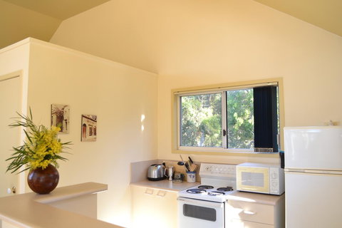 Bundle Hill Cottages - Sydney Resort 40