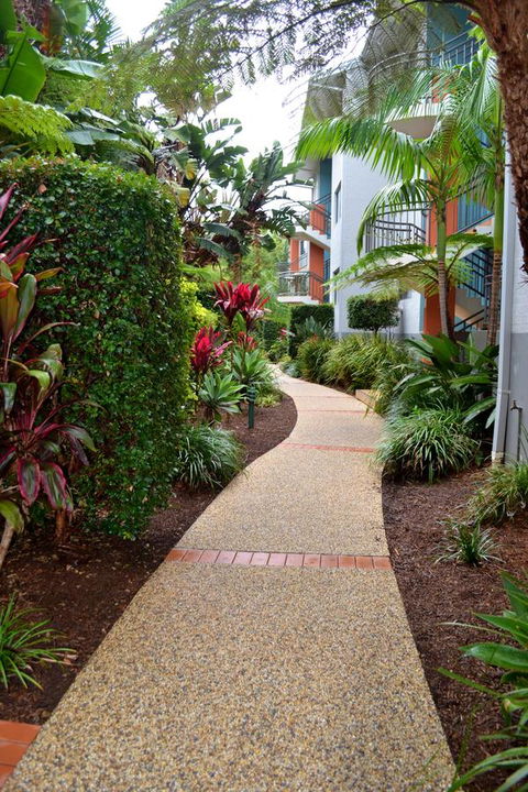 Flynns Beach Resort - Sydney 4u 10
