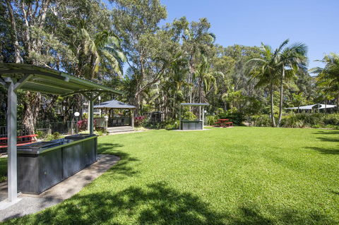 Flynns Beach Resort - Sydney 4u 9