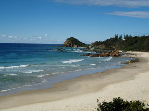 Flynns Beach Resort - Sydney 4u 18