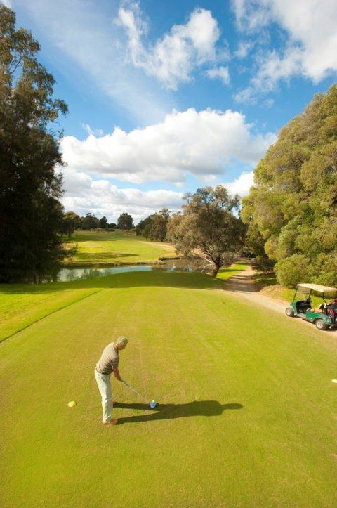 Comfort Suites Clubarham Golf Resort - Accommodation Sydney 1