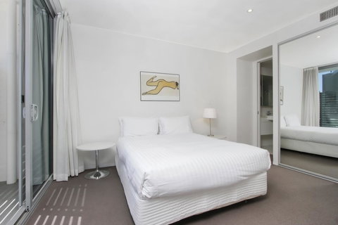 Lakefront 116 Kingston ACT - Accommodation Sydney 17