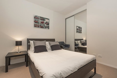 Lakefront 116 Kingston ACT - Accommodation Sydney 11