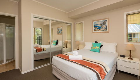 Hastings Cove Holiday Apartments - Sydney 4u 4
