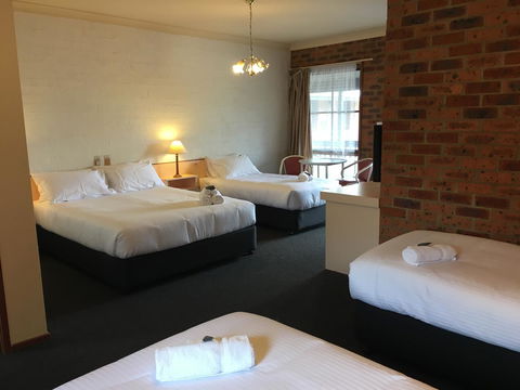 Bega Downs Motor Inn - Sydney 4u 13