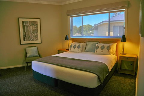 Hunter Oasis - Sydney 4u 28