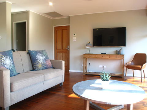 Hunter Oasis - Sydney 4u 3
