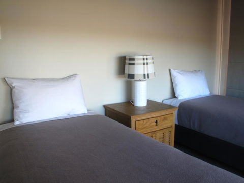 Hunter Oasis - Sydney 4u 1