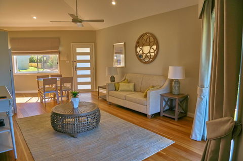 Hunter Oasis - Sydney 4u 12