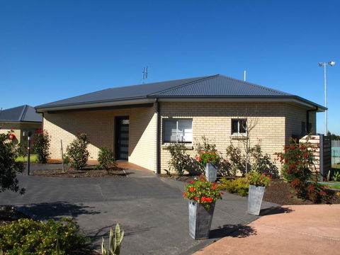 Hunter Oasis - Sydney 4u 8
