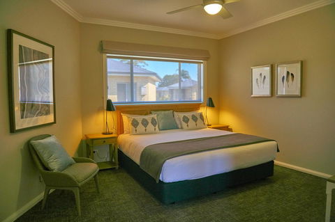 Hunter Oasis - Sydney 4u 44