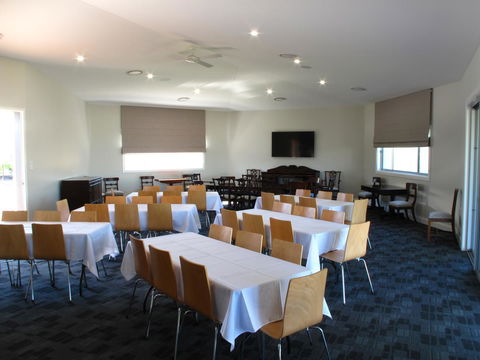 Hunter Oasis - Sydney 4u 6