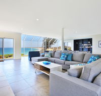 Neptune - Absolute Beachfront - Sydney 4u