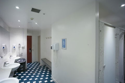 YHA Sydney Central - Sydney 4u 7