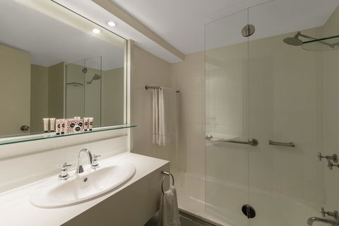 Mercure Newcastle - Sydney 4u 1