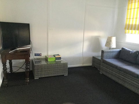 Hat Head Beach Cottage 1 - Accommodation Sydney 17