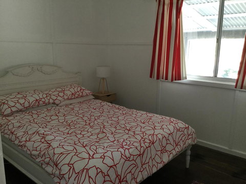 Hat Head Beach Cottage 1 - Accommodation Sydney 10