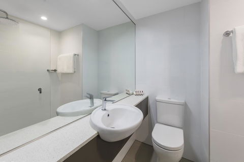 Travelodge Hotel Sydney Airport - Sydney 4u 25